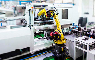 Robot for plastic injection machine
