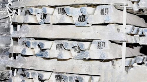 Aluminium ingot