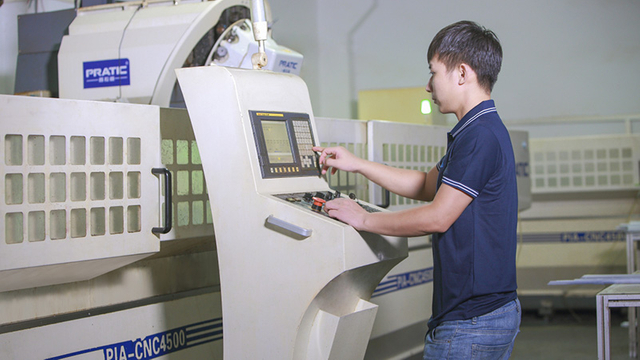 CNC Machining Services center